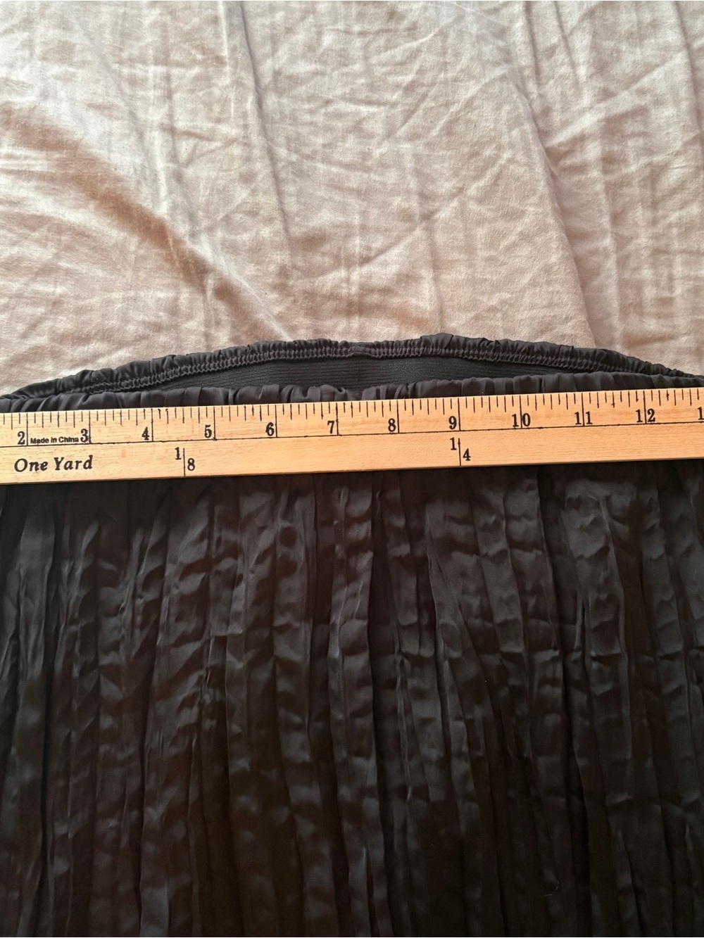 A New Day Woman’s Medium black skirt, belt string is missing - Picture 9 of 11